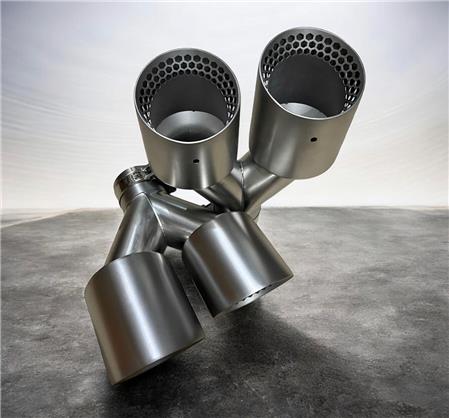 AKRAPOVİÇ 100MM İÇİ PETEKLİ İTHAL GRİ ÇİFTLİ EGZOZ UCU SETİ